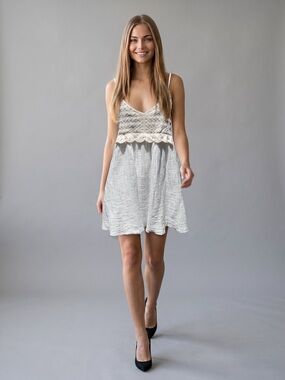 🌻Zara Mini Ivory Crochet Viscose Bohemian Sundress Size Medium